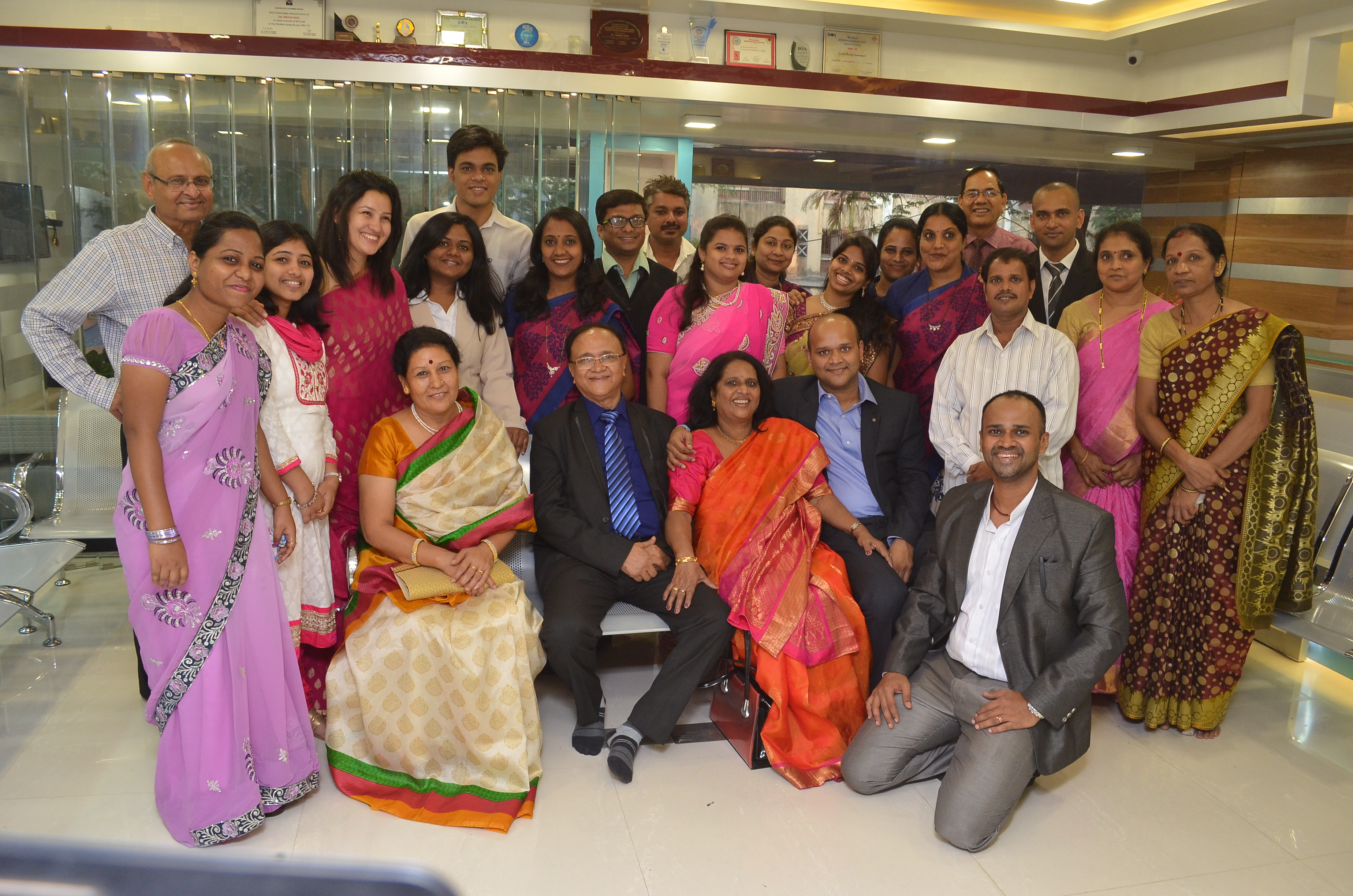 Team of Specialist Eye Doctors in Mumbai