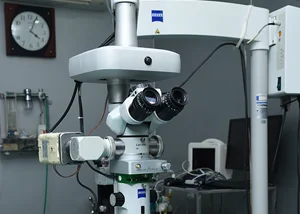 Zeiss Operating Microscope